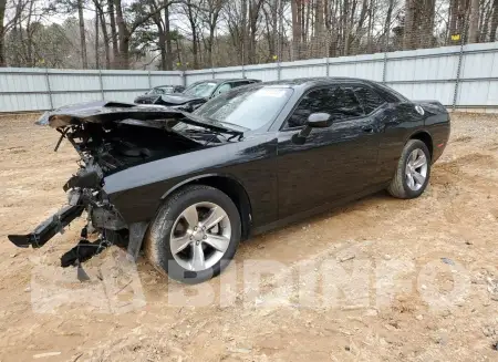 2C3CDZAG2NH261137
