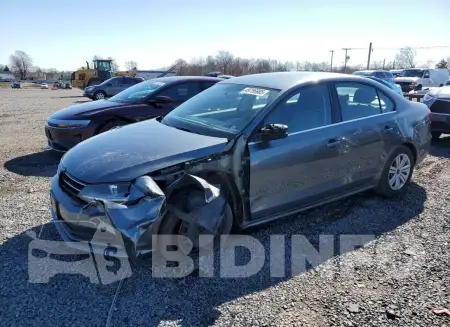 3VW2B7AJ9HM372316