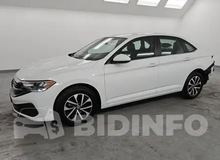 3VW5M7BU8RM034973