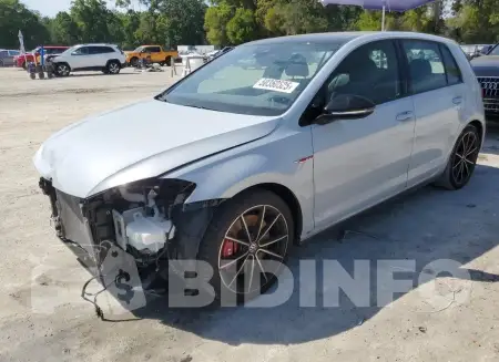 3VW5T7AU4MM009582