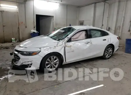 1G1ZD5ST2KF163077