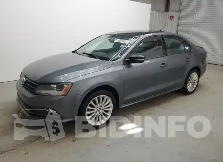 3VWD17AJ2JM261740