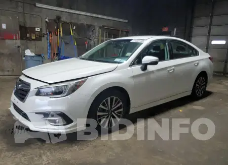 4S3BNAF65J3042112