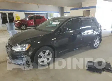 3VW217AU7HM028156