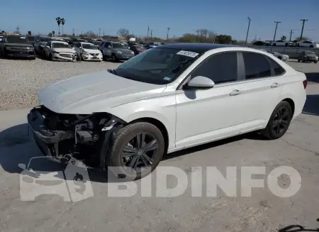 3VW7M7BUXRM056384