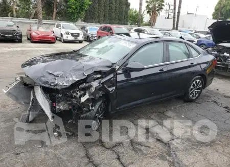 3VW5M7BU3RM054709