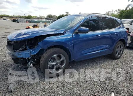 1FMCU9NA4PUB29820