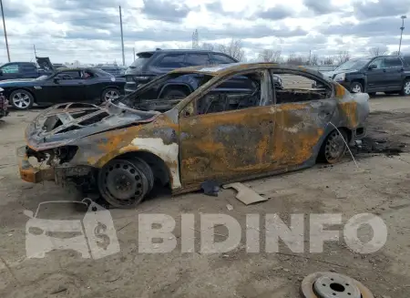 3VW2B7AJ3HM413071