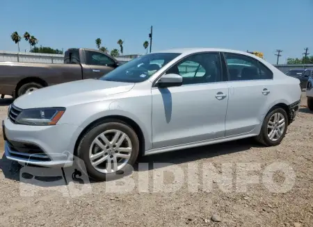 3VW2B7AJ5HM370563
