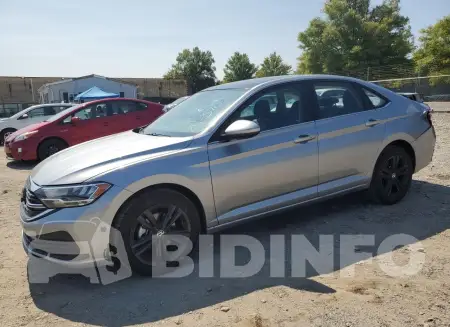 3VW7M7BU6RM049125