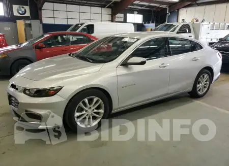 1G1ZD5ST4JF114655