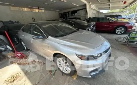 1G1ZD5ST4JF109441