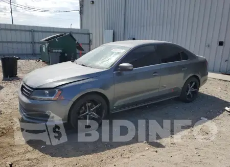 3VW2B7AJ8HM331773