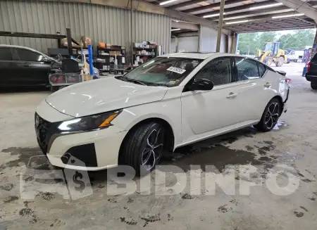 1N4BL4CV3RN415401