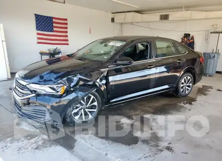 3VW5M7BU8RM014187