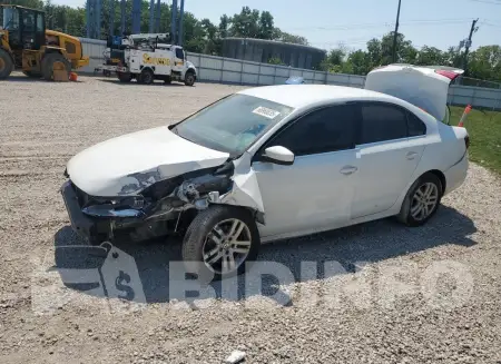 3VW2B7AJ5HM350944
