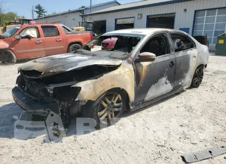 3VW2B7AJXHM220979