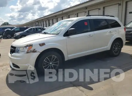 3C4PDCAB1HT697018