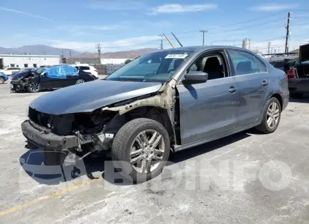 3VW2B7AJ5HM248477