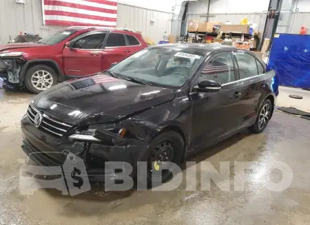 3VWDB7AJ9HM236504