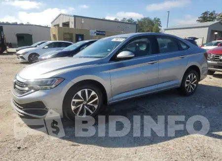 3VW5M7BU3RM093090