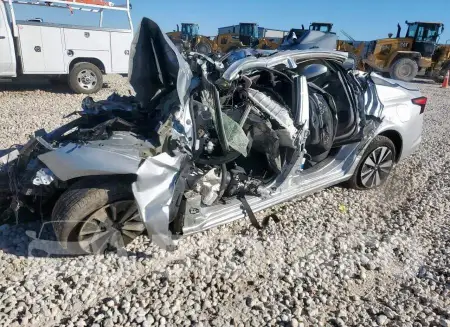 1N4BL4DV8NN365510