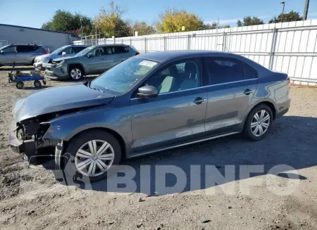 3VW2B7AJ5HM243912