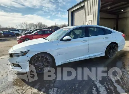1HGCV2F90JA018267