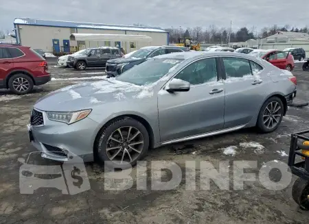 19UUB3F50JA004496