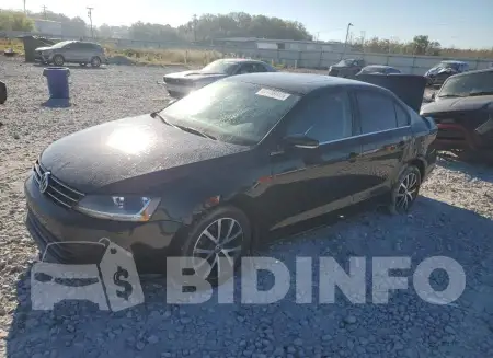 3VWDB7AJ8HM228121