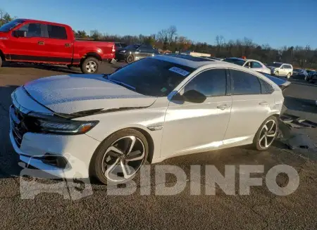 1HGCV2F35NA018511