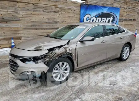 1G1ZD5ST4SF133532