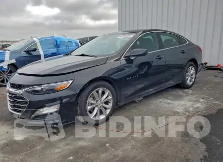 1G1ZD5ST3SF145672