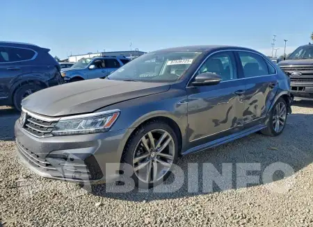 1VWDT7A30HC028320