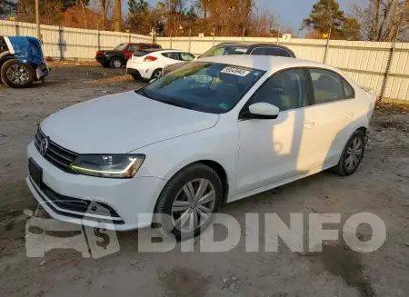 3VW2B7AJ8HM262535