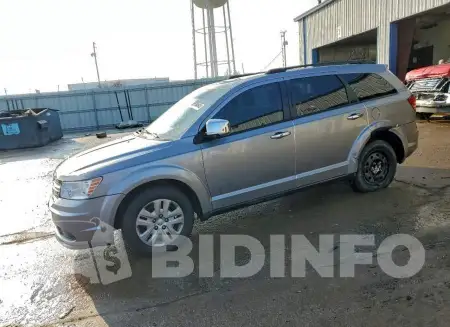 3C4PDCAB0HT525577