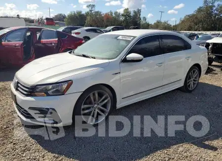 1VWDT7A33HC039618