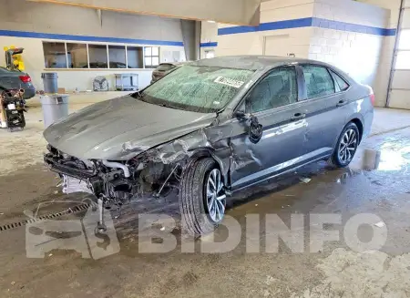 3VW5M7BUXRM093457