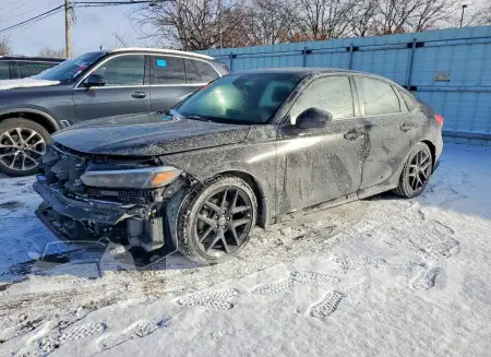 2HGFE2F56RH590676