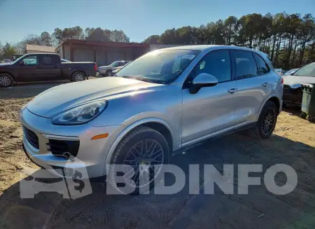 WP1AA2A22HKA83605