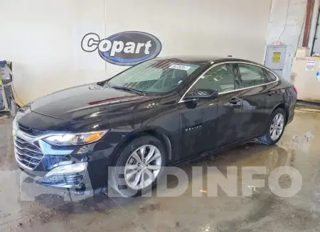 1G1ZD5ST5SF145592