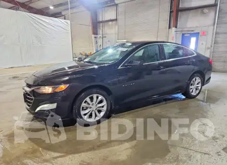 1G1ZD5ST9SF140847