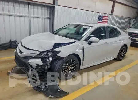4T1G11AKXPU165442