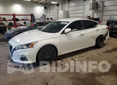 1N4BL4BV9LC155011