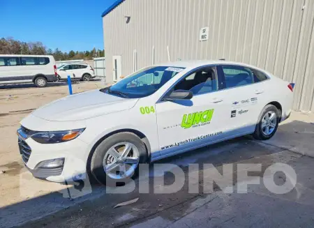 1G1ZB5ST2PF179597