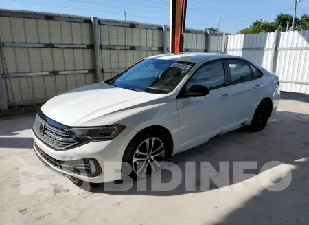 3VWAM7BU2PM017582