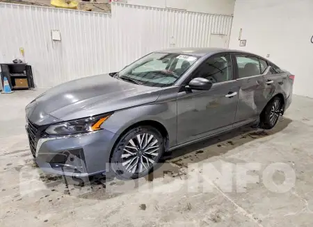 1N4BL4DV9SN339803