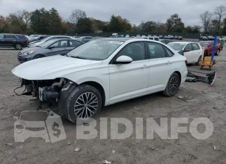 3VWCB7BUXKM149917