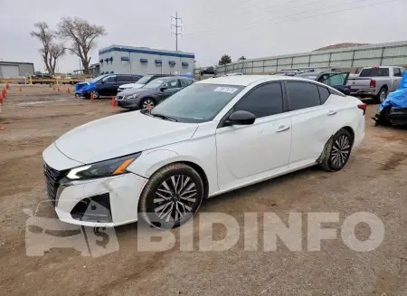 1N4BL4DV2RN327017
