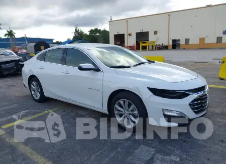 1G1ZD5ST4SF141582